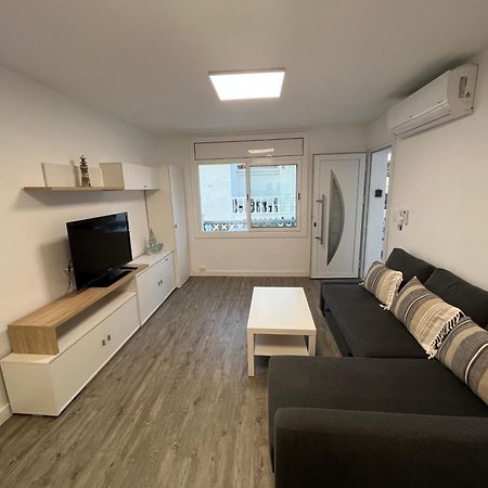 Apartamento En La Playa. Free Parking. Free Wifi L' Escala Exterior foto
